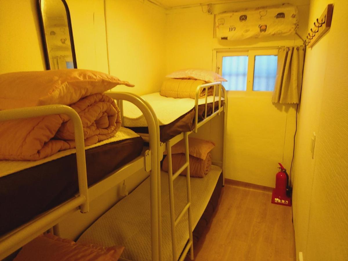 Seoul Guesthouse Foreigners Only Екстериор снимка