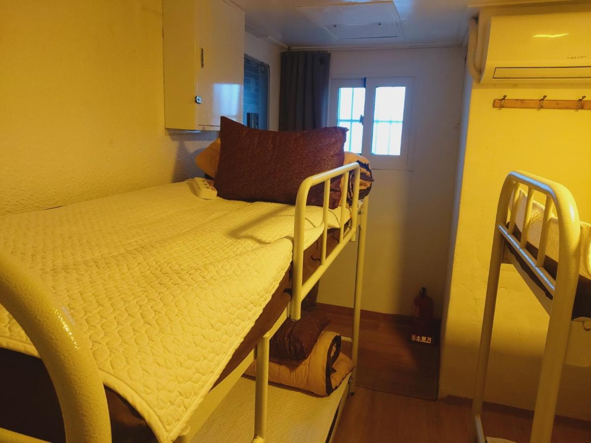 Seoul Guesthouse Foreigners Only Екстериор снимка